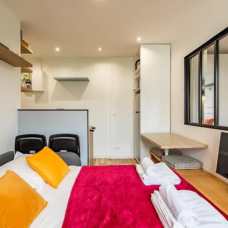 Cozy 1-bedroom With All Amenties In Montmartre Parigi