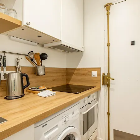 Cozy 1-bedroom With All Amenties In Montmartre
