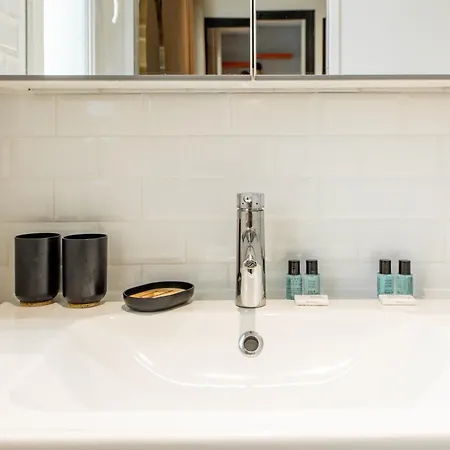 Cozy 1-bedroom With All Amenties In Montmartre Appartamento *